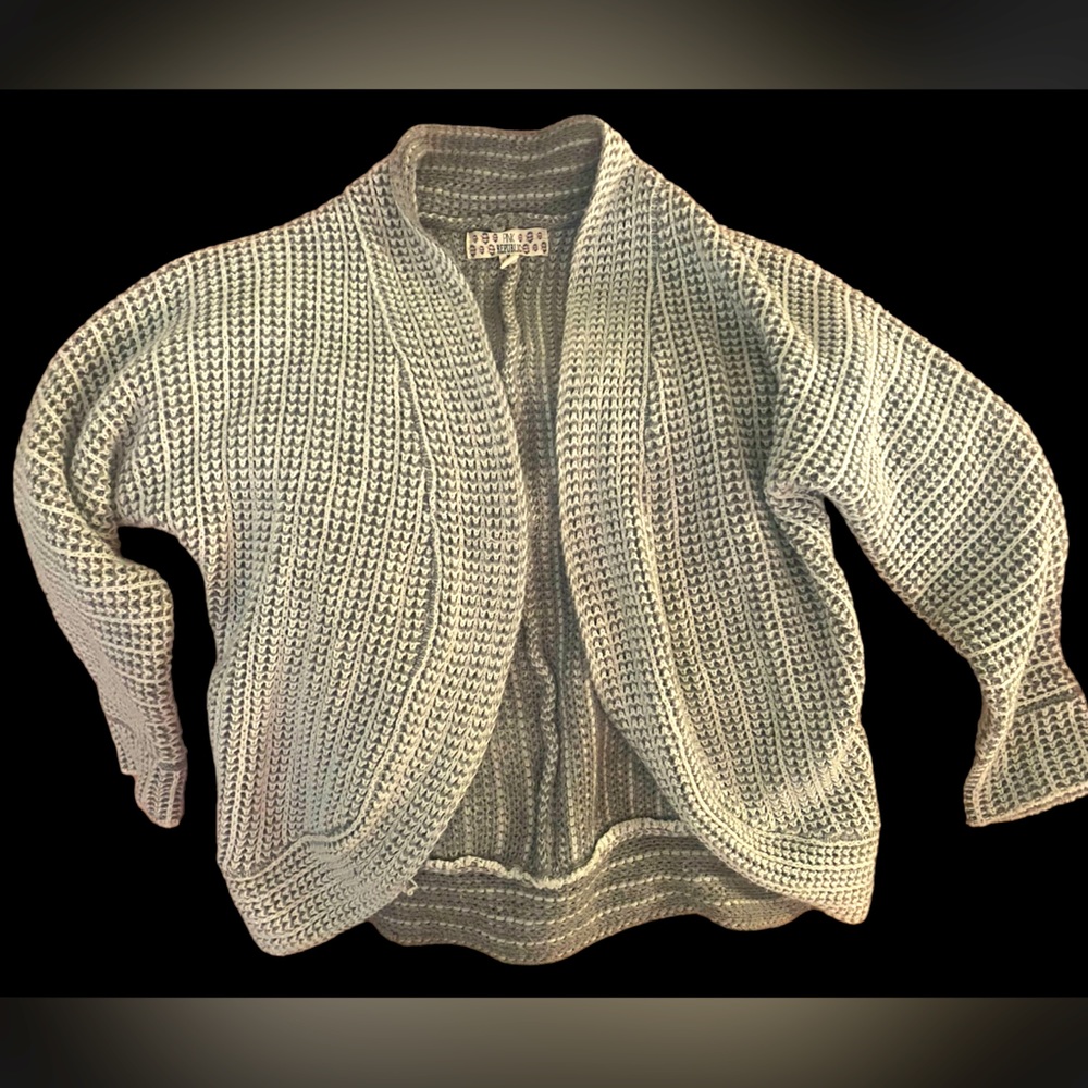 Child’s M 10-12 cardigan sweater